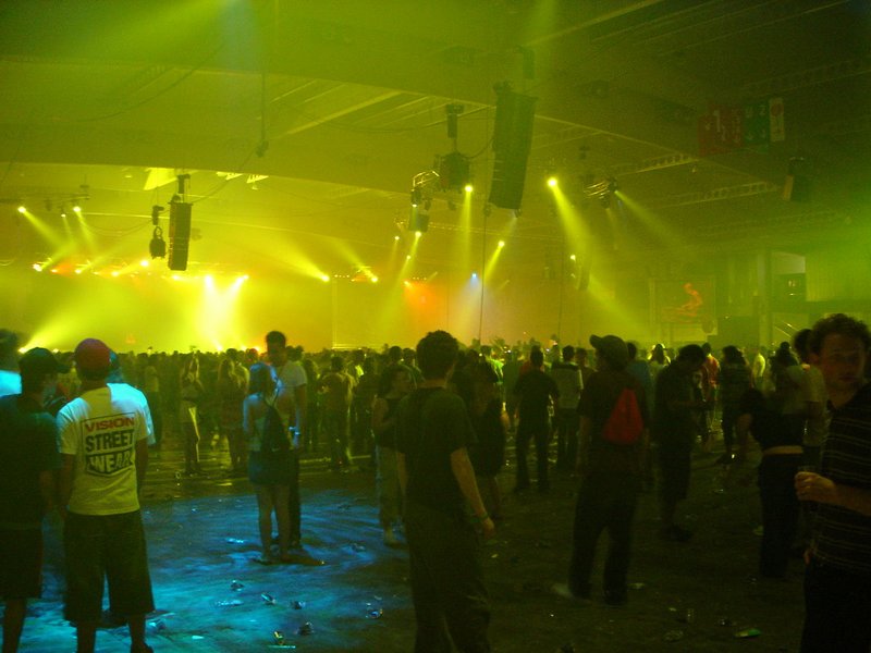 File:Sonar-by-night-17.6.2005-255.jpg