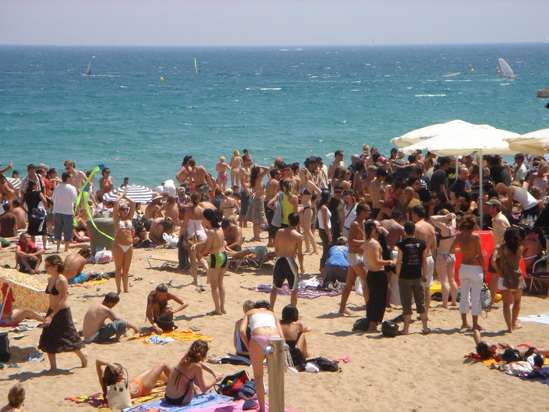 File:Beach-factor-19.6.2005-397.jpg