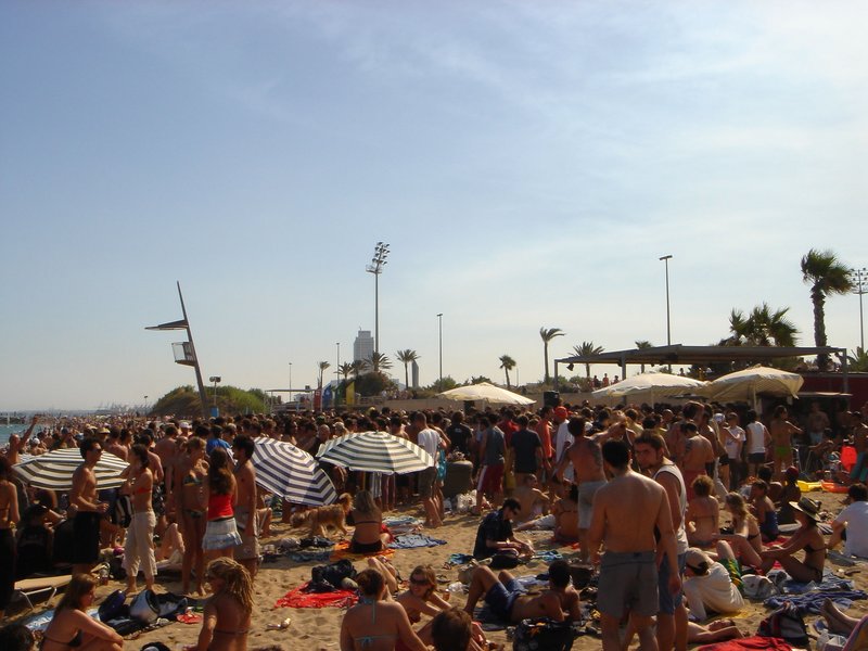 File:Beach-factor-19.6.2005-398.jpg