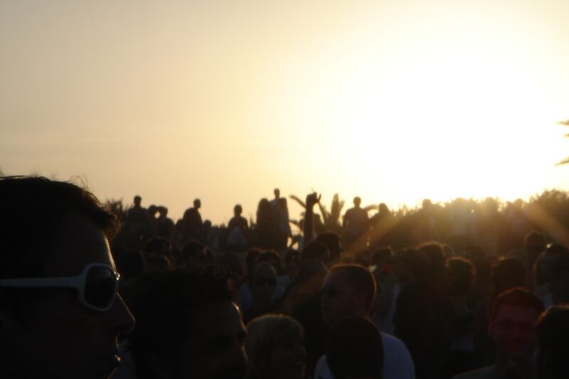 File:Sonar-17.6.2006-beach-DSC03229.jpg