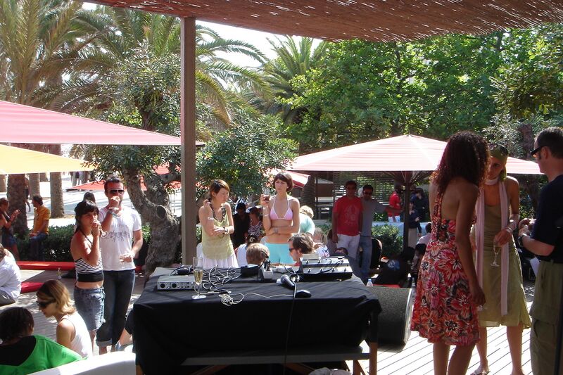 File:Sonar-17.6.2006-electronic-beats-DSC03187.jpg