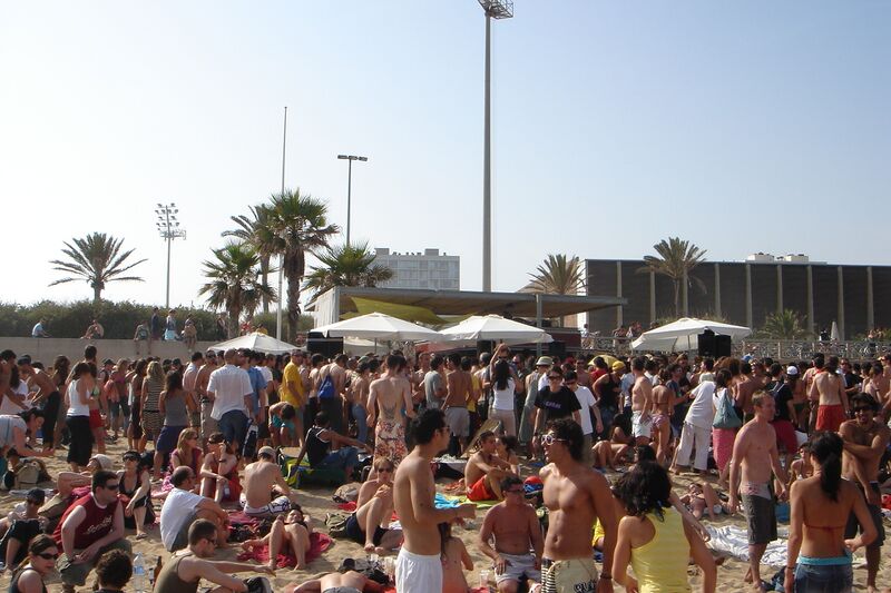 File:Sonar-17.6.2006-beach-DSC03194.jpg