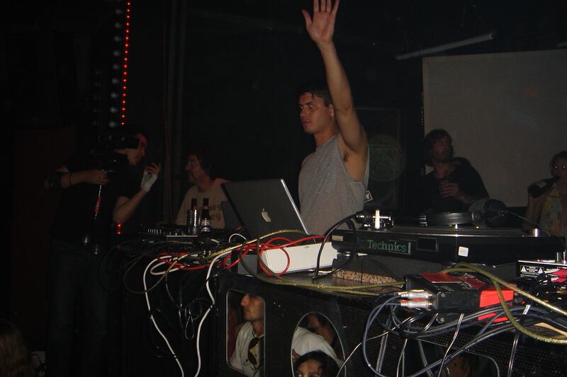 File:Sonar-17.6.2006-zenclub-DSC03289.jpg