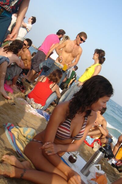 File:Sonar-17.6.2006-beach-DSC03207.jpg