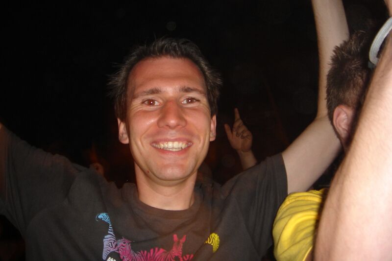 File:Sonar-17.6.2006-beach-DSC03254.jpg