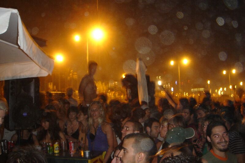 File:Sonar-17.6.2006-beach-DSC03255.jpg