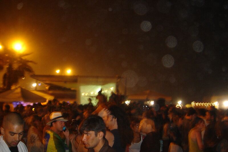 File:Sonar-17.6.2006-beach-DSC03260.jpg