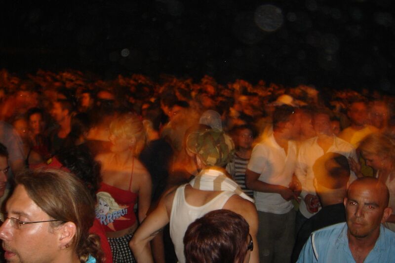 File:Sonar-17.6.2006-beach-DSC03252.jpg