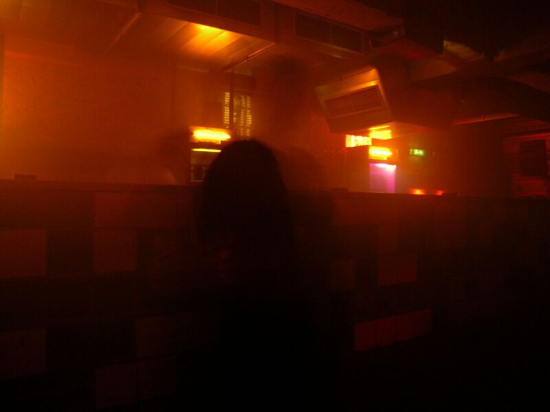 File:Sensor-club-bar-1.jpg