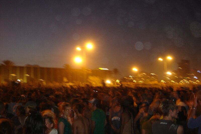 File:Sonar-17.6.2006-beach-DSC03243.jpg